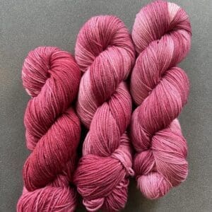 Naturally Dyed Wool Yarn in Fuschia color