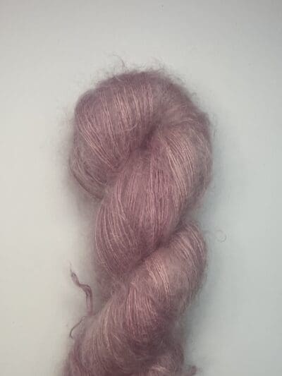 Variegated Dark Hibiscus Baby Suri Alpalca / Mulberry Silk - Image 2
